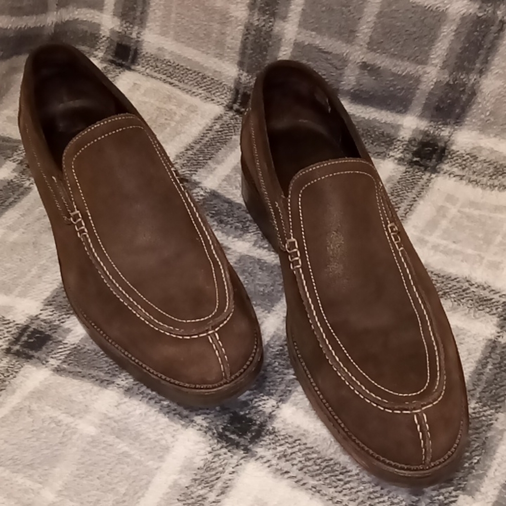 Donald J Pliner Italian leather slip-on dress shoes